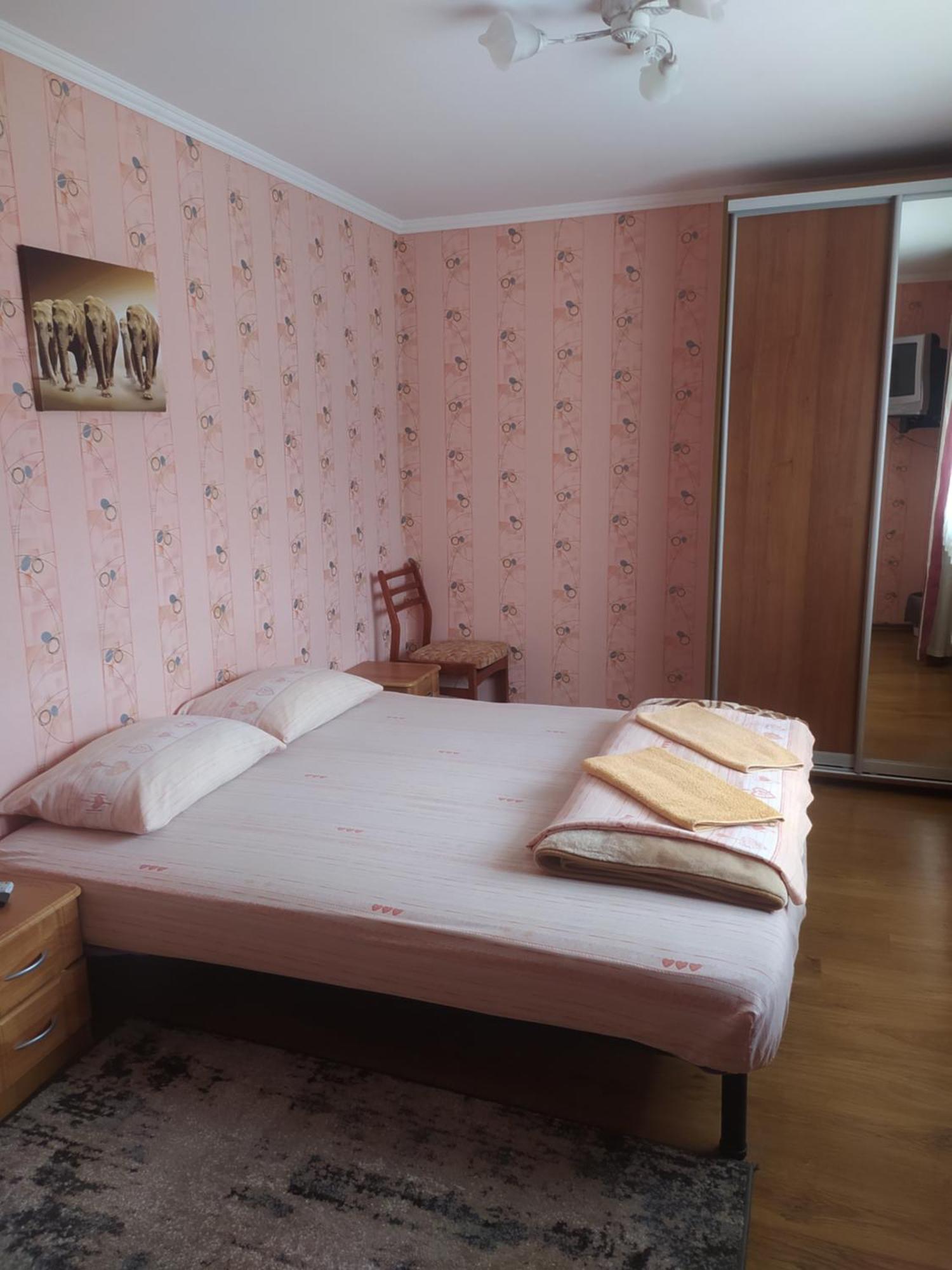 Guest House Cherepaha Kamyanets-Podilski Dış mekan fotoğraf