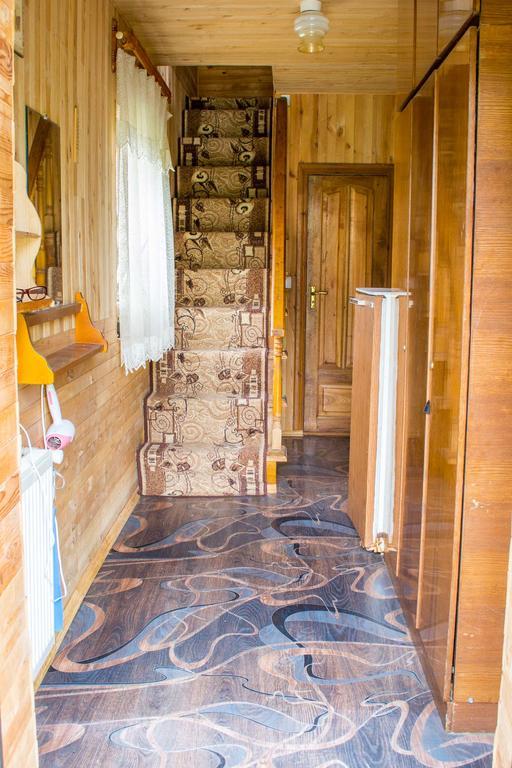 Guest House Cherepaha Kamyanets-Podilski Dış mekan fotoğraf
