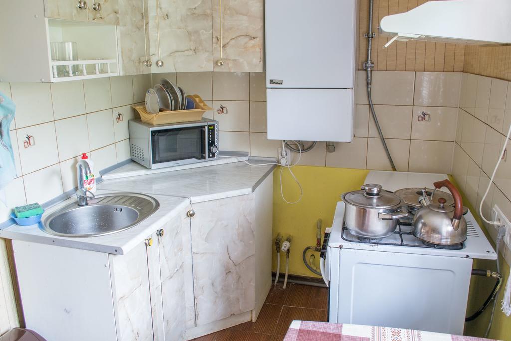 Guest House Cherepaha Kamyanets-Podilski Dış mekan fotoğraf
